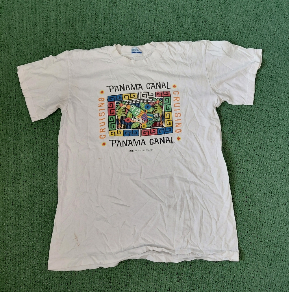 VINTAGE Princess Cruises Panama Canal Cruising Colorful Bird Y2K White T Shirt S